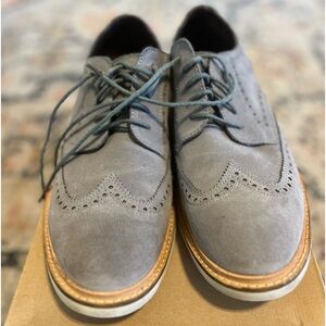 Cole Haan Size 10 Grey Suede Wing Tips